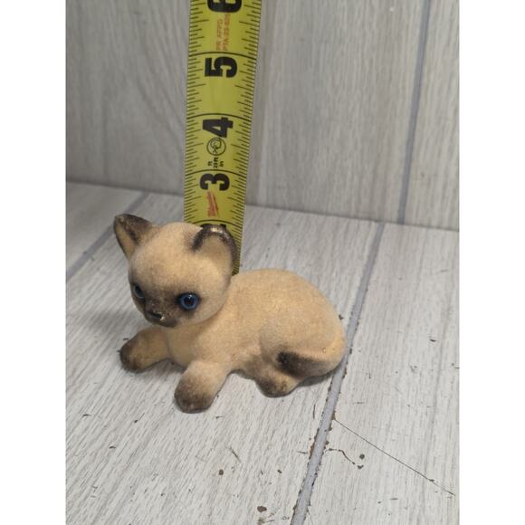 Vintage Japan Flocked Siamese Cat Kitten Blue Eyes 4" Shelf Sitter Whimsy - Picture 5 of 9